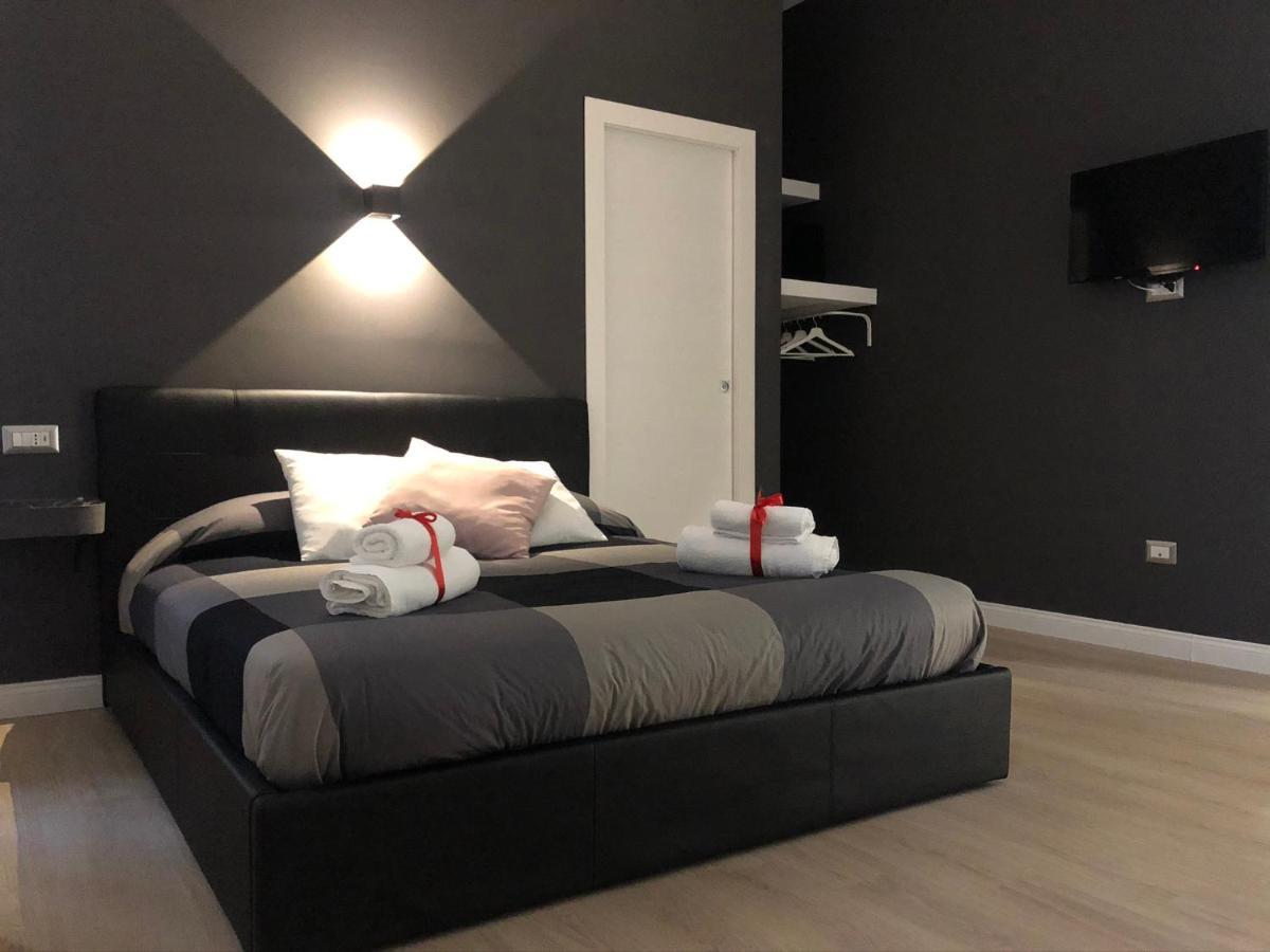 Nsh Apparthotel, Napoli Centro Extérieur photo
