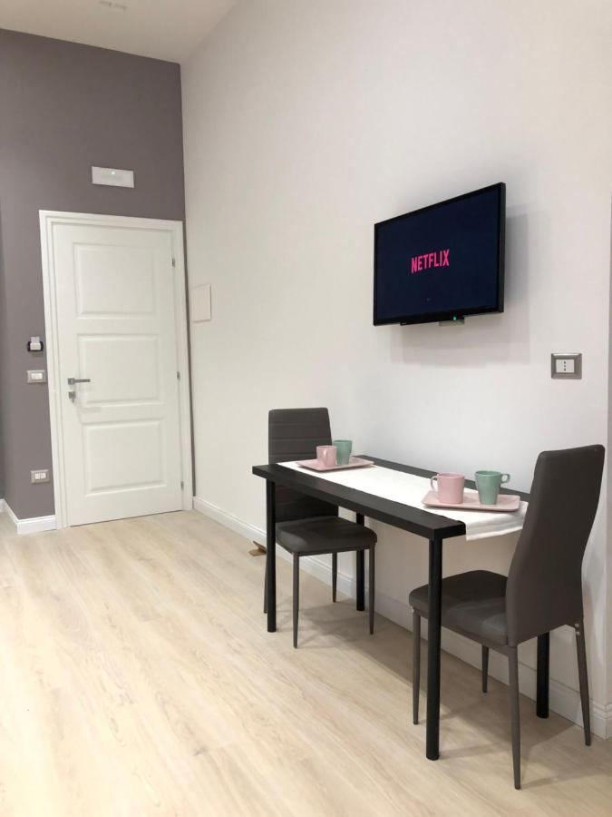 Nsh Apparthotel, Napoli Centro Extérieur photo