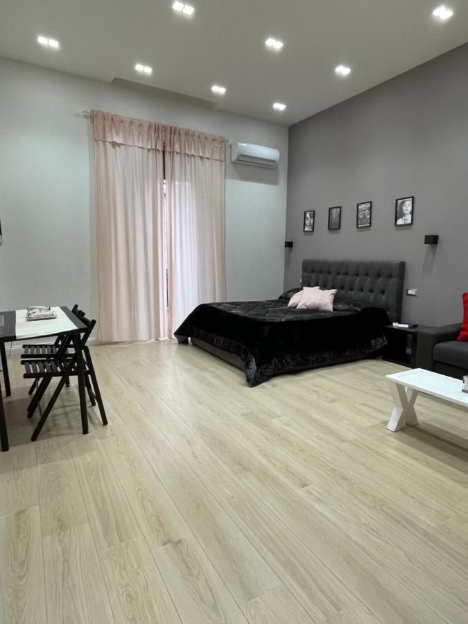 Nsh Apparthotel, Napoli Centro Extérieur photo